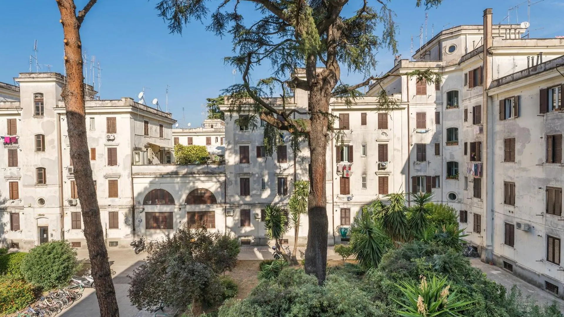 Fisher'S Apartment In Testaccio Rome